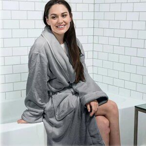 Nestwell SZ L\XL Unisex Gray thick  plush wrap bathrobe Spa Hotel Cozy Soft